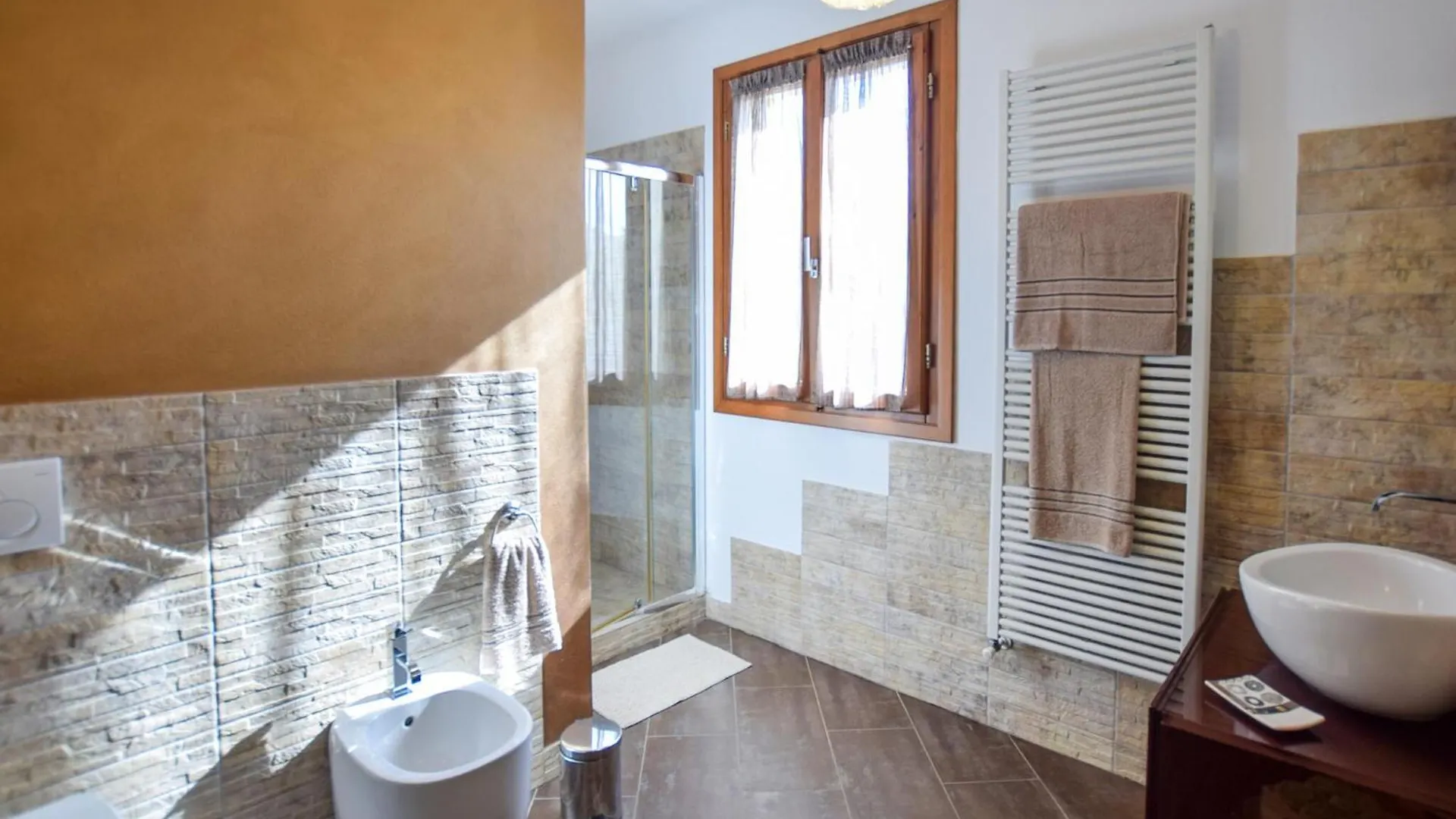 2 Bedroom Nice Apartment In Santa Maria A Monte
