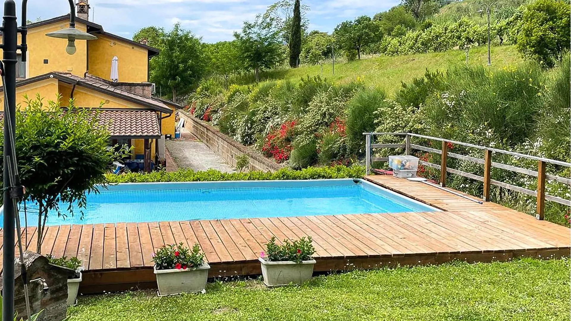 2 Bedroom Nice Apartment In Santa Maria A Monte